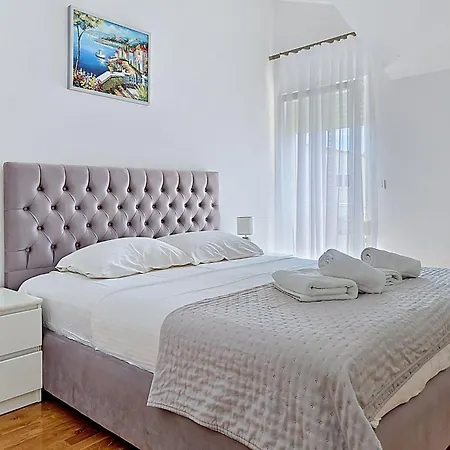 Mary & Klara-1 By Interhome Apartman *